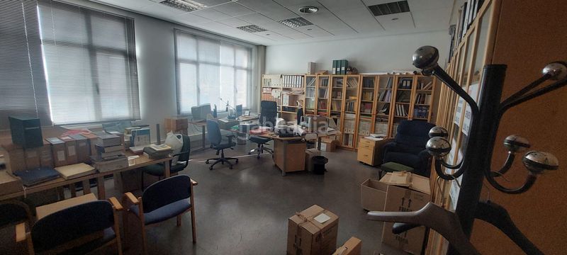 Foto 51fca43a-654d-447e-9bb2-7c8d6b947e78. Alquiler edificio  industrial y de oficinas en Madrid