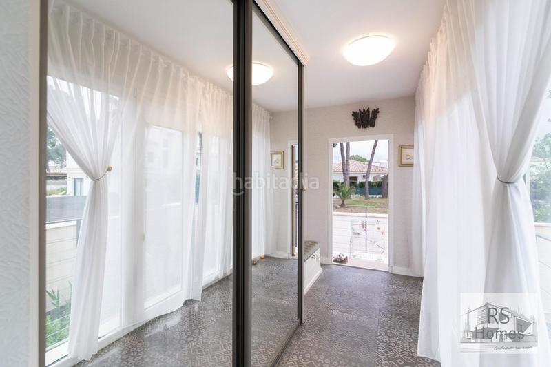 Foto 3042b7e2-ab55-4890-8f3d-0c1f3d0d7af8. Xalet amb calefacció aparcament piscina a Entrepinos Eliana (l´)