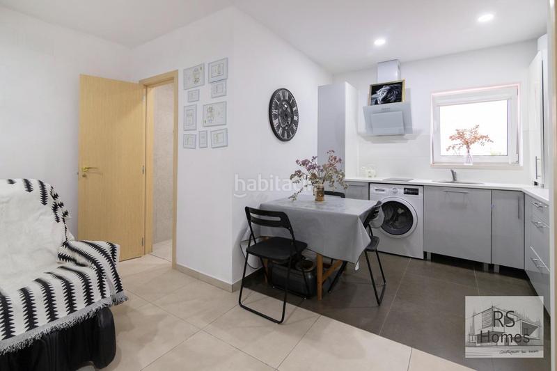 Foto 35b1278f-1e6c-4a5e-8afb-21cb88e2dcc4. Xalet amb calefacció aparcament piscina a Entrepinos Eliana (l´)