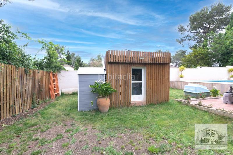 Foto 560c828c-9a7d-4c40-9579-ceff4f43ad8b. Xalet amb calefacció aparcament piscina a Entrepinos Eliana (l´)