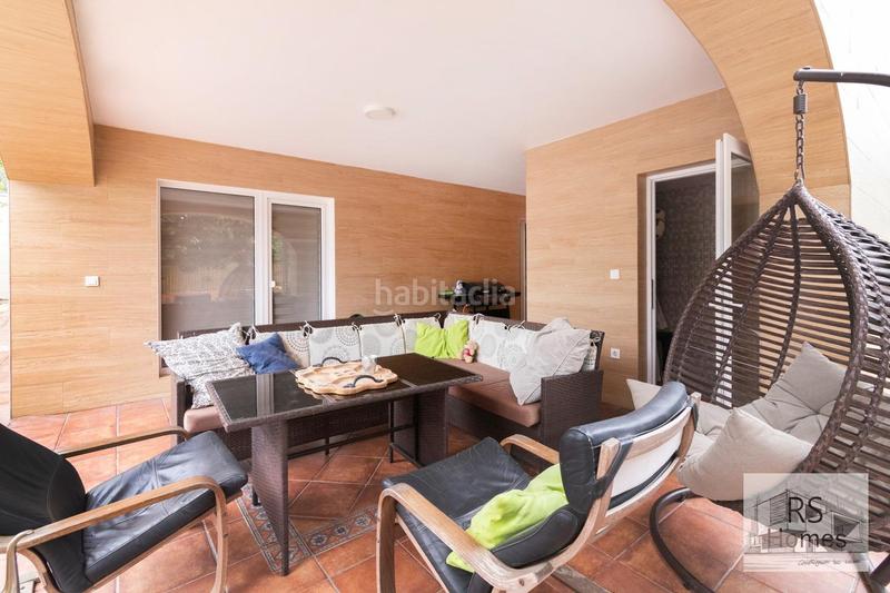 Foto 9f51743e-de51-4705-8343-16aa41f621e9. Xalet amb calefacció aparcament piscina a Entrepinos Eliana (l´)