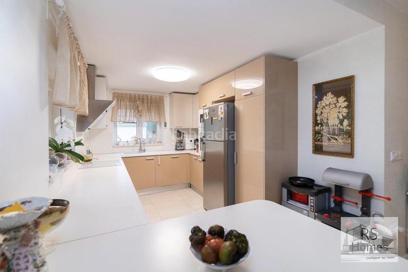 Foto aa6600fa-f136-49e3-a642-ee8b7aabbcb2. Xalet amb calefacció aparcament piscina a Entrepinos Eliana (l´)