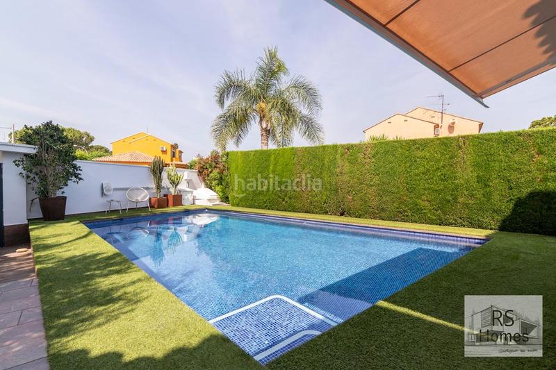 Foto 457cd609-6294-4ad5-b671-f6ac51685d37. Chalet con parcheggio in El Carme-Sant Agustí-Bonavista Eliana (l´)