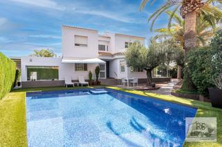 Xalet en El Carme-Sant Agustí-Bonavista. Chalet independiente con carácter y luz natural en parcela esqui Xalet en El Carme-Sant Agustí-Bonavista. Chalet independiente con carácter y luz natural en parcela esqui