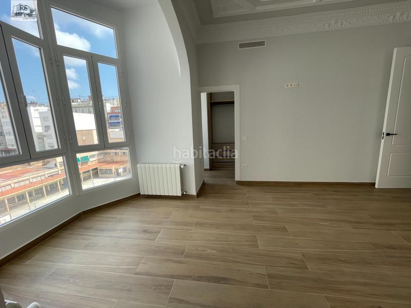 Foto 1893c76a-ce97-4749-8501-3538cc75d823. Appartement avec chauffage dans Gran Via Valencia