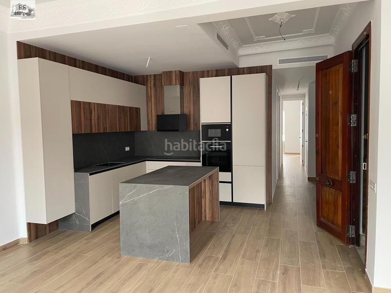 Foto 9662a6fe-c74a-411f-ae6c-26dd2b97cb78. Appartement avec chauffage dans Gran Via Valencia