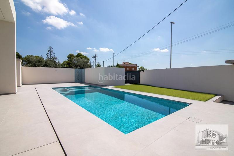 Foto 5aba9a65-011e-4221-8af2-0918a59f9367. Chalet avec parking piscine dans La Conarda Pobla de Vallbona (la)