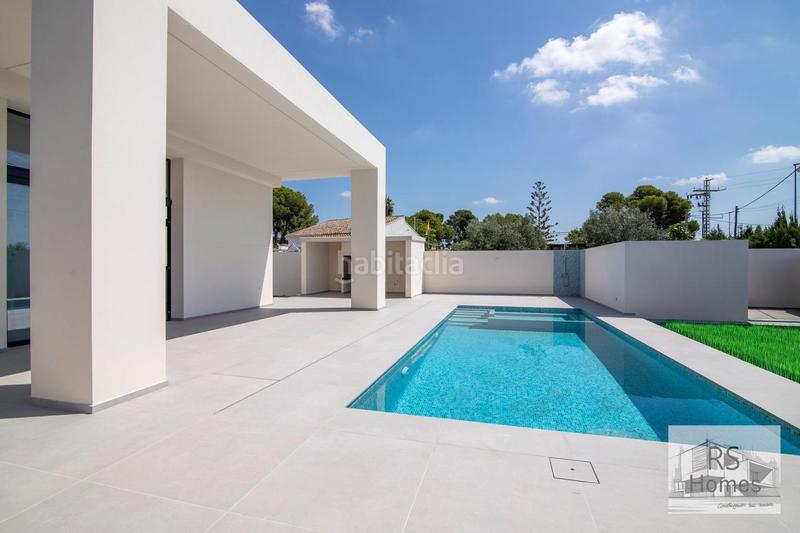 Foto 792406fb-7587-483f-b549-123d4429eca0. Chalet avec parking piscine dans La Conarda Pobla de Vallbona (la)