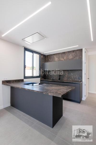 Foto b86f5383-d04b-4017-9ec1-cc60d7f99e90. Chalet avec parking piscine dans La Conarda Pobla de Vallbona (la)