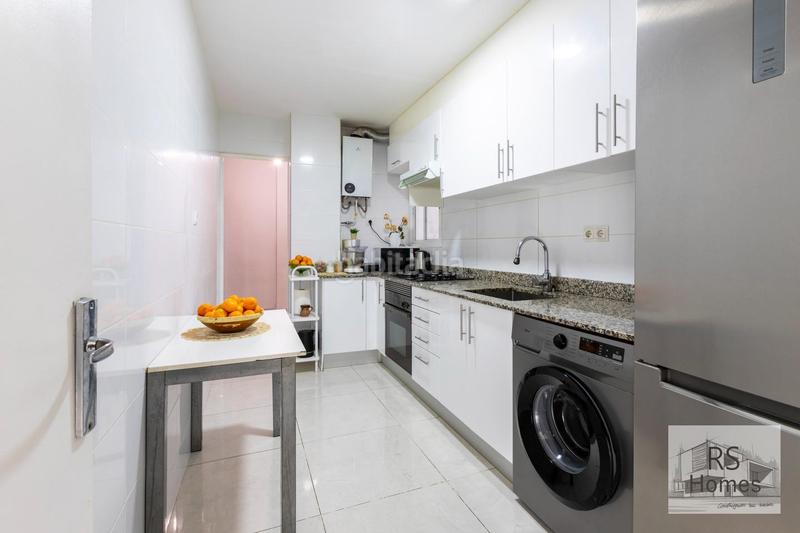 Foto ad0090ec-adc5-4171-9bfd-ddbdb0625401. Appartement dans Núcleo Urbano Pobla de Vallbona (la)