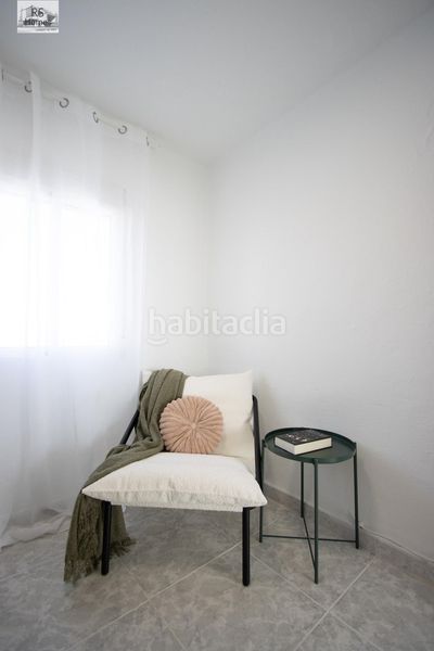 Foto 1f3ccac8-94c1-4ec4-a07e-40651f12c248. Pis a Pueblo Eliana (l´)