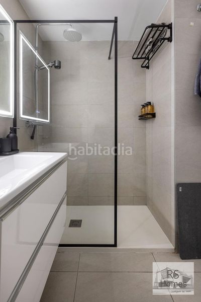 Foto 0cd0ddc9-e2c8-49f3-a0e7-6abb6dca2f89. Pis amb calefacció aparcament piscina a Safranar Valencia