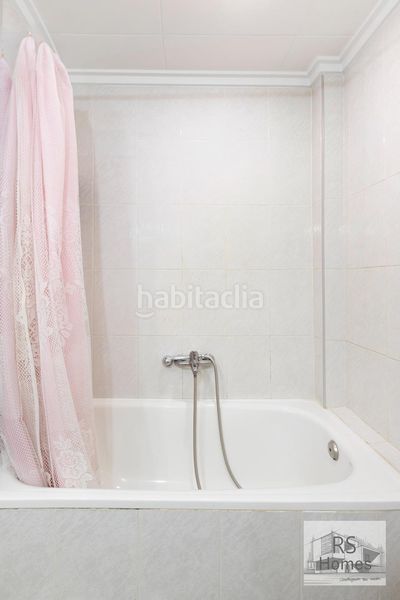 Foto f2613ab5-b23d-4de9-bf40-a30c59e4f172. Pis a La Creu del Grau Valencia