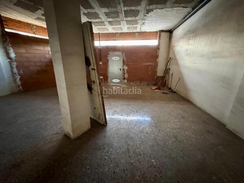Foto aee8b55e-7eb2-44b0-8f50-54db5d4056d5. Local comercial local en venta de 2 plantas en pla den coll en Montcada i Reixac