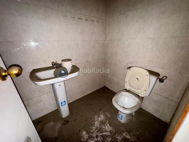 Foto c06b9d22-09ee-48cd-b29b-d198a19cad5c. Local comercial local en venta de 2 plantas en pla den coll en Montcada i Reixac