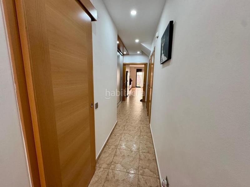 Foto bee07515-4bc8-4bfe-ae45-bd70ce4abe4d. Dúplex a Casc Antic Ripollet
