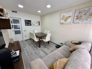 Attique à Can Sant Joan. Ático en venta en montcada bifurcación con balcón