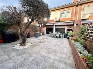 Casa adossada a Can Casablanques. Preciosa casa en venta en sant quirze del vallés