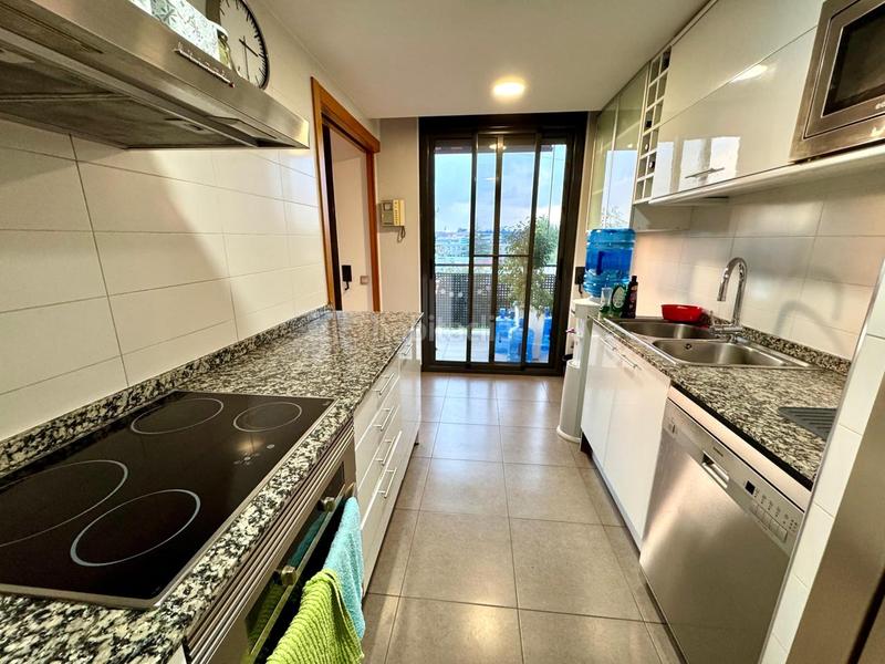 Foto 179e7849-71ce-4ccc-8f6b-cd32b11daecb. Pis amb aparcament a Font Pudenta Montcada i Reixac