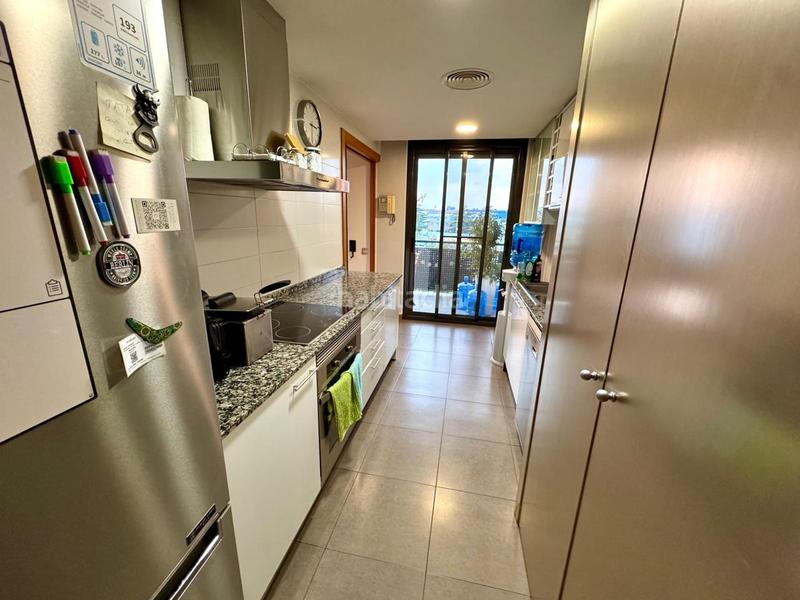 Foto a86c6193-5a22-4529-9967-23d4263b76b3. Pis amb aparcament a Font Pudenta Montcada i Reixac