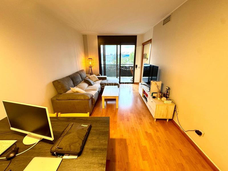 Foto bdb5e633-e0b2-4528-886a-a8a22561d1f5. Pis amb aparcament a Font Pudenta Montcada i Reixac