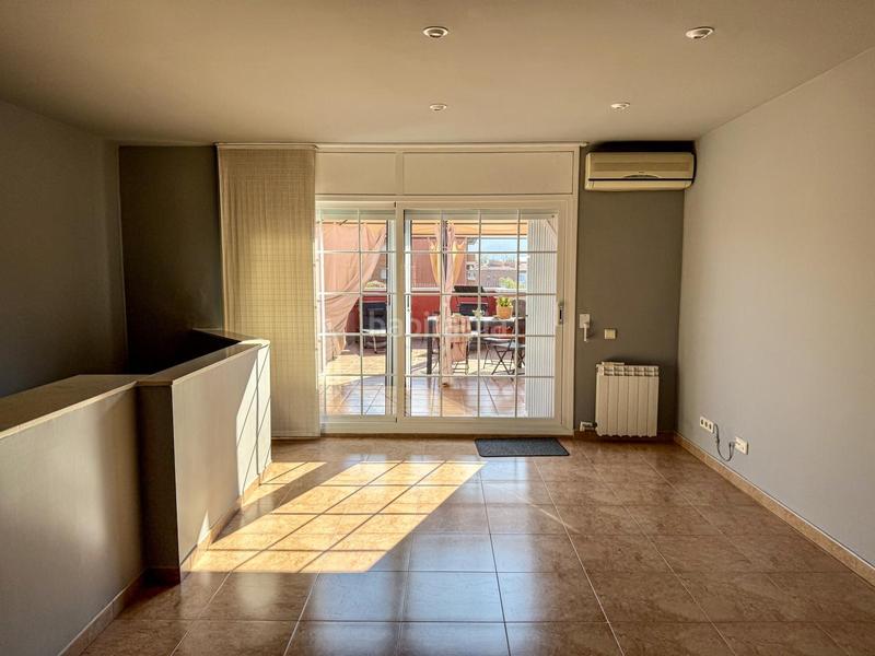 Foto 72905f99-288e-48c7-b828-8035c202ecc8. Casa a schiera con riscaldamento parcheggio in Mas Rampinyo - Montcada Nova - Carrerada Montcada i Reixac