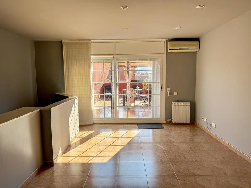 Foto 863fe4c4-fe30-4349-a5a4-51840a373375. Casa a schiera con riscaldamento parcheggio in Mas Rampinyo - Montcada Nova - Carrerada Montcada i Reixac