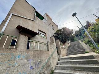 Maison à Font Pudenta. Casa en font pudenta ideal para 2 familias