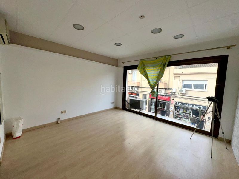 Foto 0d92b75c-6368-4cb1-8701-5cb1b8b27f75. Casa adossada a Montcada Centre - La Ribera Montcada i Reixac