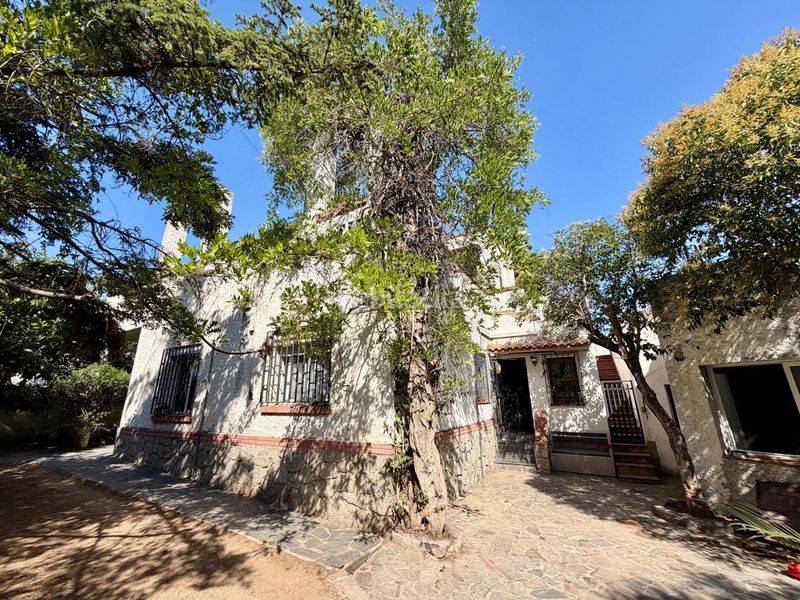 Foto 21a4d45c-157f-4fa7-ad7f-6a6ba3904313. Casa amb calefacció aparcament piscina a Santa Maria-Terra Nostra Montcada i Reixac