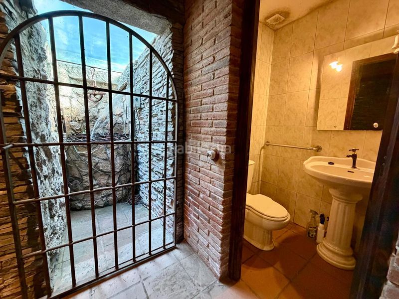 Foto aa18d7ff-5234-4f99-87d1-f92ca755bfe5. Casa amb calefacció aparcament piscina a Santa Maria-Terra Nostra Montcada i Reixac