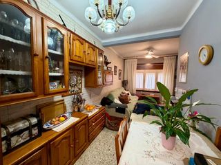 Planta baixa a Montcada Centre - La Ribera. Piso en el centro de montcada para inversores