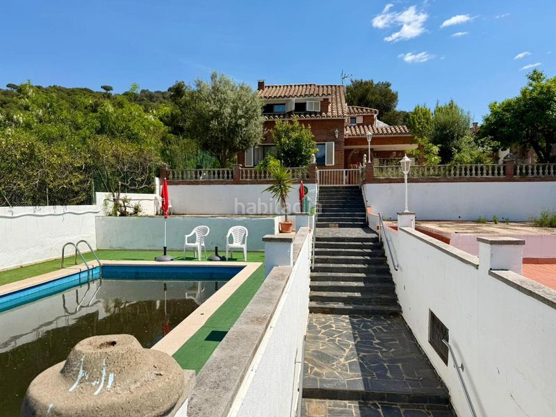 Foto 0b80232f-2305-4461-b081-468c7101dde2. Casa amb calefacció aparcament piscina a Reixac - Vallensana Baixa Montcada i Reixac