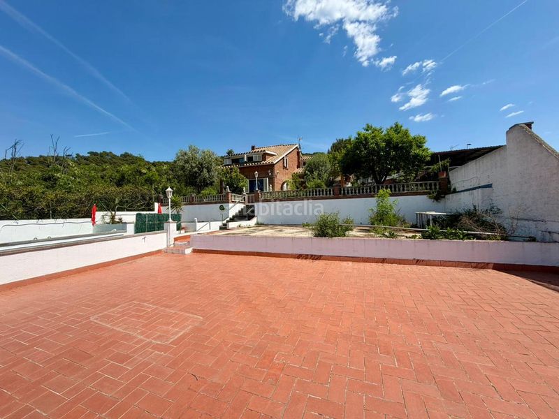 Foto 32fb6754-1361-4fcc-8a9e-3b8a87ede4bc. Casa amb calefacció aparcament piscina a Reixac - Vallensana Baixa Montcada i Reixac