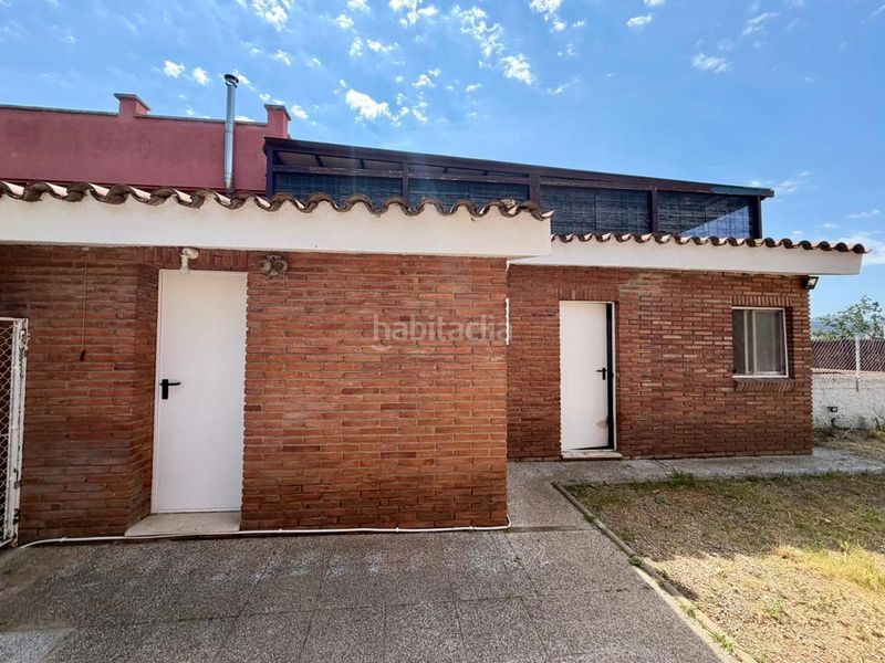 Foto 658ab512-49eb-47f0-bc39-f53f682b3437. Casa amb calefacció aparcament piscina a Reixac - Vallensana Baixa Montcada i Reixac