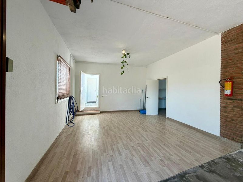 Foto a6f28f60-266c-4713-a754-0ab44cb30ce1. Casa amb calefacció aparcament piscina a Reixac - Vallensana Baixa Montcada i Reixac