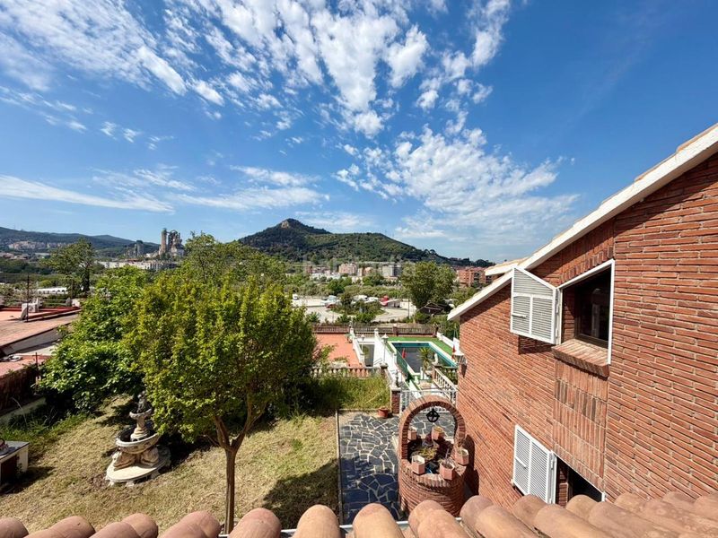 Foto c54cc56f-7647-450c-81f4-3f89d62c5f06. Casa amb calefacció aparcament piscina a Reixac - Vallensana Baixa Montcada i Reixac