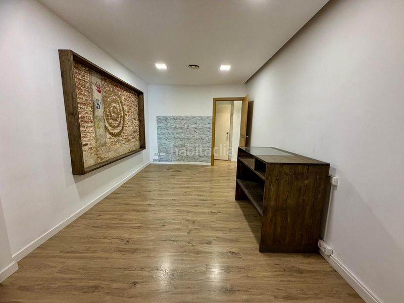 Foto ff81fcd5-3a21-47a9-944c-721424e12539. Local comercial a Instituts Granollers