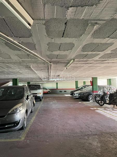 Foto f153ac79-bf17-4116-96cf-980969b11a89. Parking coche en Can Sant Joan Montcada i Reixac