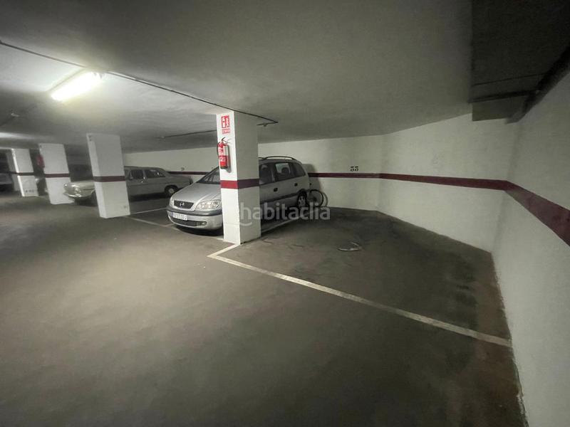 Foto bc67fd54-e6b5-42d1-88bb-1812c510f8c9. Parking voiture dans Mas Rampinyo - Montcada Nova - Carrerada Montcada i Reixac