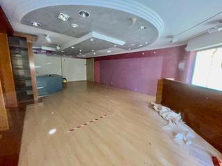 Location Local commercial  Carrer santiago rusiñol