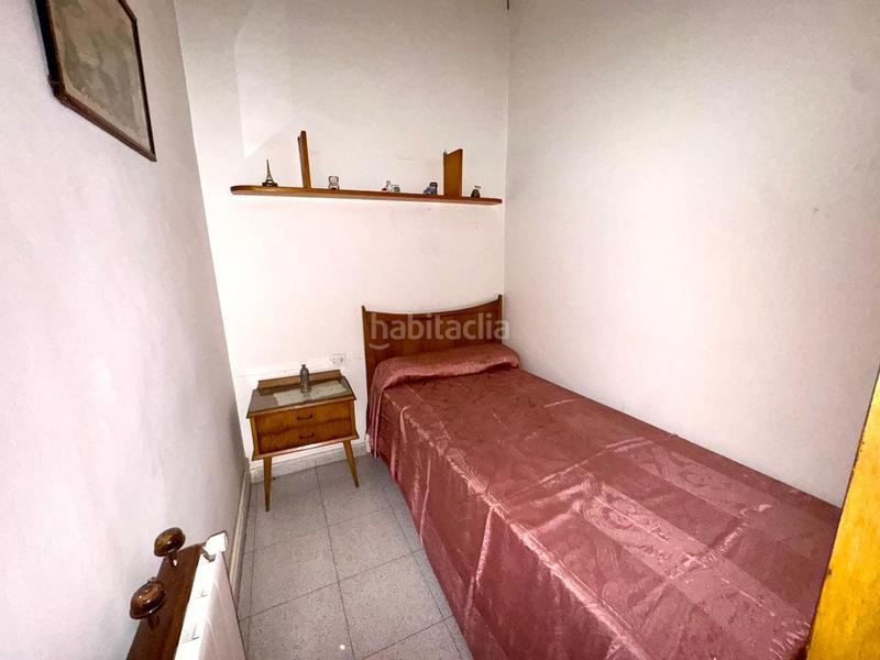Foto 0274a44e-8ff8-471f-ac00-40e67121d35b. Casa adosada casa en venta a reformar en Barri del Centre Terrassa