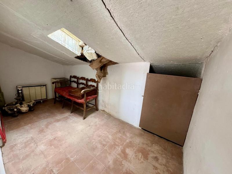 Foto ba898276-ee43-4e05-b359-0c9d3f2156ad. Casa adosada casa en venta a reformar en Barri del Centre Terrassa