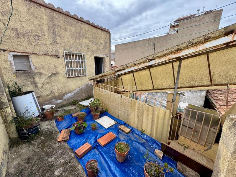 Foto e2404b4c-e493-4f86-ae46-6db1d70d3561. Casa adosada casa en venta a reformar en Barri del Centre Terrassa