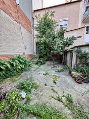 Casa a Can Sant Joan. Gran casa en venta en can sant joan