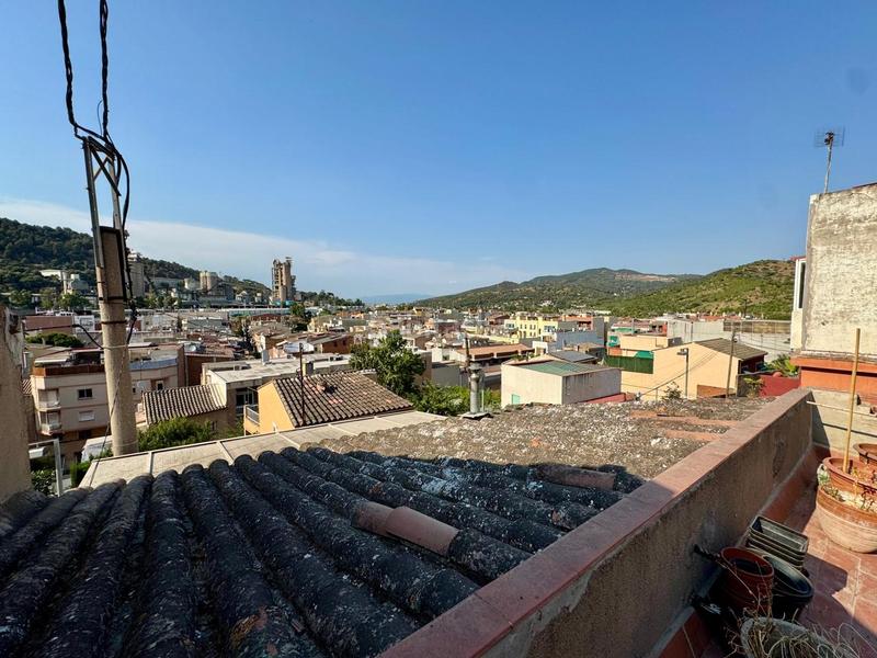 Foto ef7d9226-970b-4c75-9edc-60102478ce02. Casa  en venta en la zona de montcada bifurcación en Montcada i Reixac