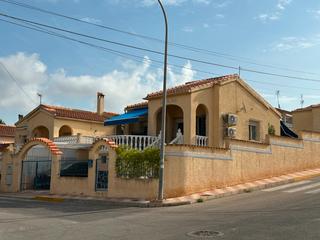 Casa en San Fulgencio. Hermosa casa independiente en urb marina!!!!!!!! tenemos el plac