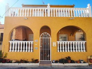 Casa en San Fulgencio. Bonito adosado en urb la marina en muy buenas condicionestenemos