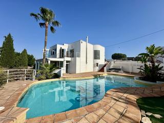 Casa a Jubalcoi. Exclusivo chalet independiente en zona premium de elche â espaci