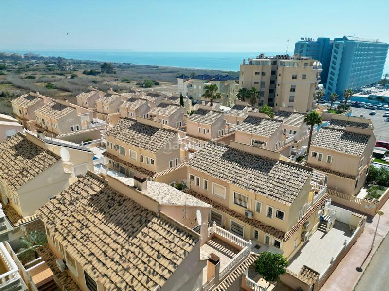 Foto 9426a1b1-eeff-49f6-9efc-b3737df826bc. Haus mit pool in El Moncayo - El Pòrtic Guardamar del Segura